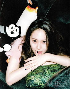 寂静岭F实机GIF：女主角面部肌肤脱落，血筋交织