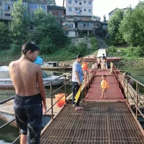 《七日世界》新手回响石秘籍