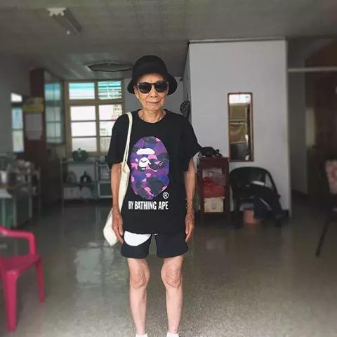 寻找神秘乐趣：集体照大揭秘！