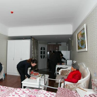 东汉名臣无悔华夏登场时间地点一览