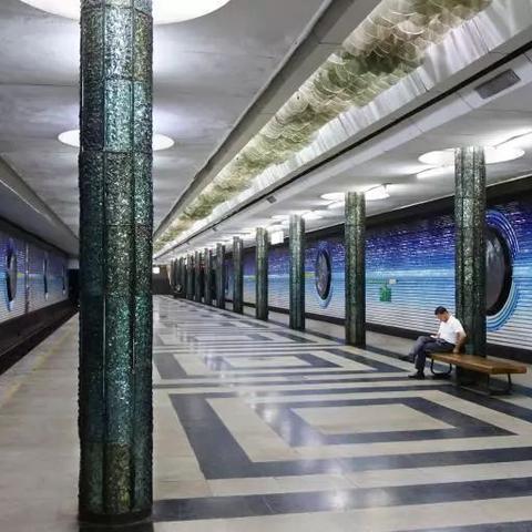 太空鹅鸭杀食鸟鸭玩法攻略