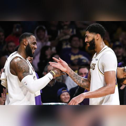 球场王者体验《王者NBA》战术系统攻略