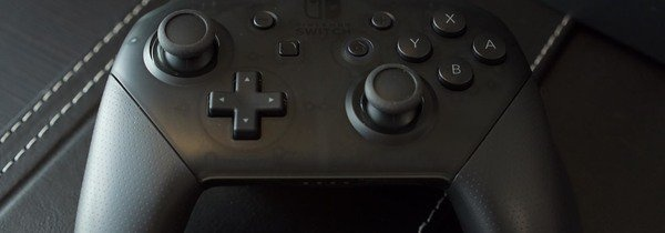 Switch2新款Pro手柄体验：背键C键新升级
