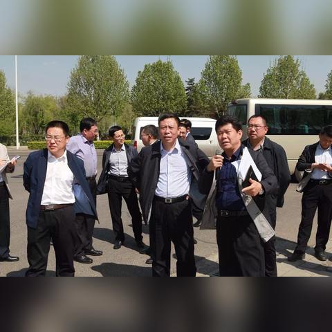 摩尔庄园手游爱心礼堂位置