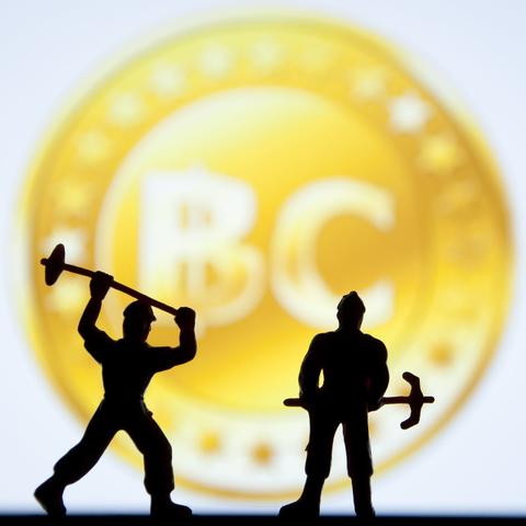 比特币价格暴跌！跌幅达9.9%，成交价下探7.5万美元