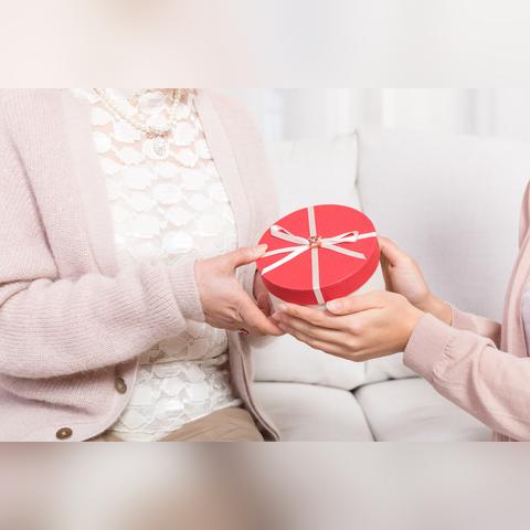 烧脑大师母亲节快乐第5关攻略：妈妈手机寻回法