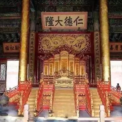 重建家园木工升级攻略：高效升级方法揭秘