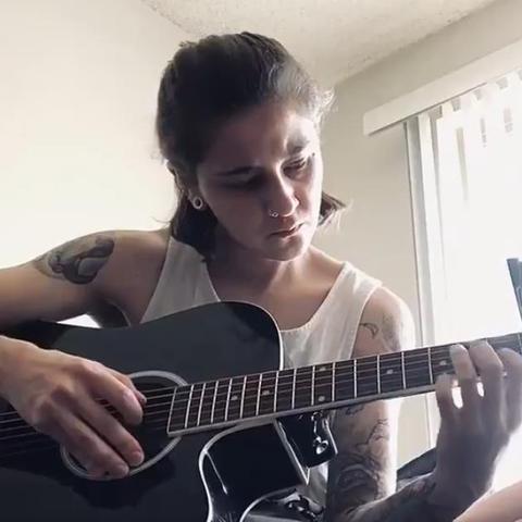 《最后生还者2》真人剧艾莉情感爆发！黑暗愤怒内核