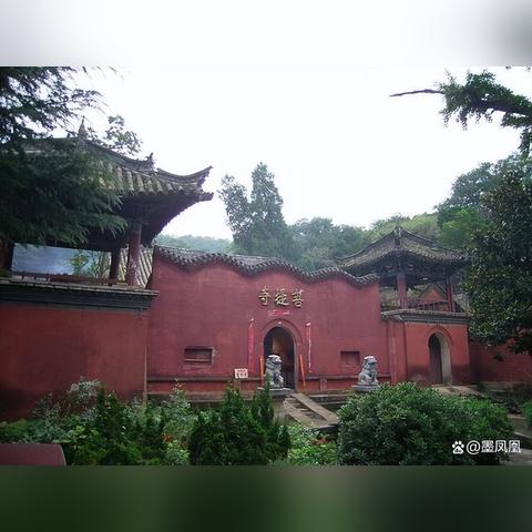 大千世界佛门达摩雕像之妙用