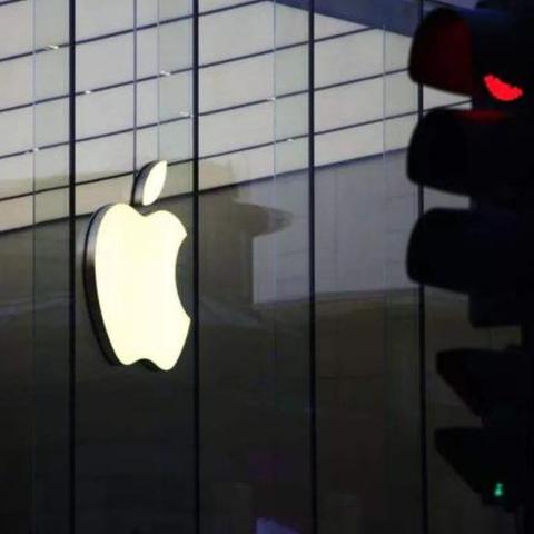 iPhone涨价潮引热议 9天涨价500元:苹果中国店回应