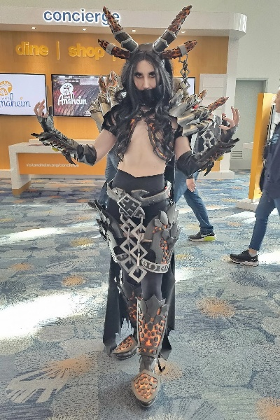 《暗黑4》COS印度漫展夺冠，玩家穿越至6代