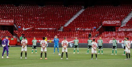 跳楼事件频发，足球运动盛行，消费市场悼念逝者