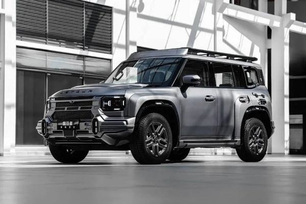 捷途星际卫士版19.9万，颜值胜过路虎卫士