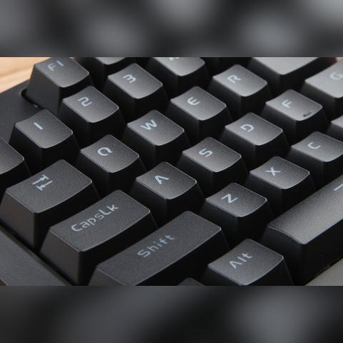 何同学视频播放量破71万，50套单手键盘免费派送