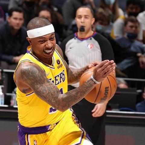 重生工作室百人裁员多项目停摆，《星球大战绝地》新篇幸存