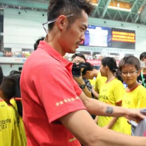 明星入驻百度网盘，分享生活瞬间