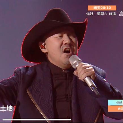 华晨宇用2000架无人机复刻日出 喊话歌迷：你们就是我的太阳