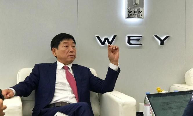 长城魏建军谈隐藏式门把手弊端 关键时候可能不弹出