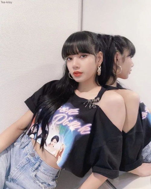 lisa新造型比基尼有人头 这也算东南亚最甜的动态图