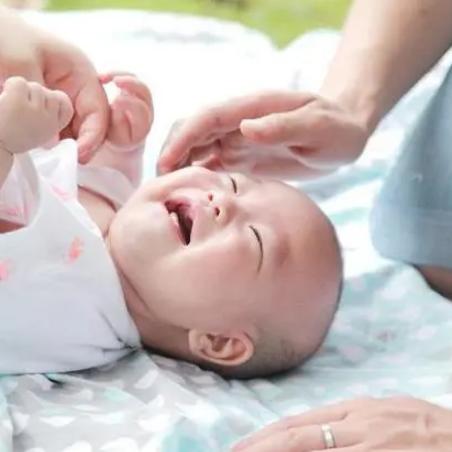 因为这只虫子没穿衣服，玩家们受不了了