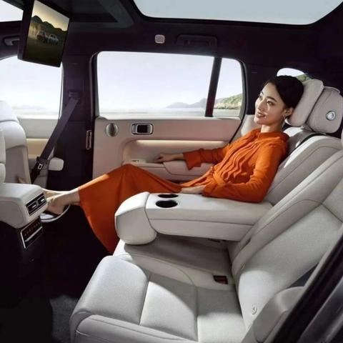 30万以上新能源销冠!理想L7交付量突破30万辆