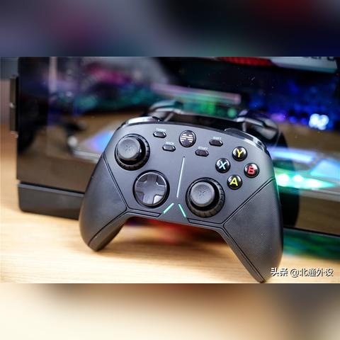 庆《巫师3》发售十周年 Xbox纪念款联动手柄5.28发售