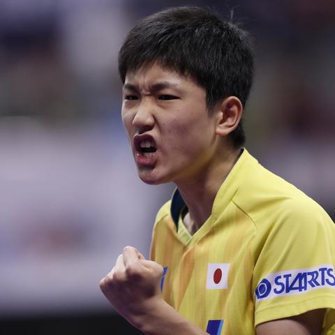 巴西男子乒乓球单打的第一枚世乒赛奖牌 由雨果锁定