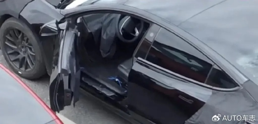 新款特斯拉无伪装实车谍照曝光！有新21英寸轮毂