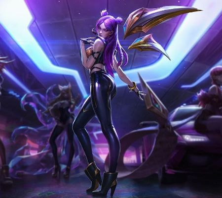 《LOL》Uzi名人堂皮肤来了!卡莎薇恩与洗澡狗真眼