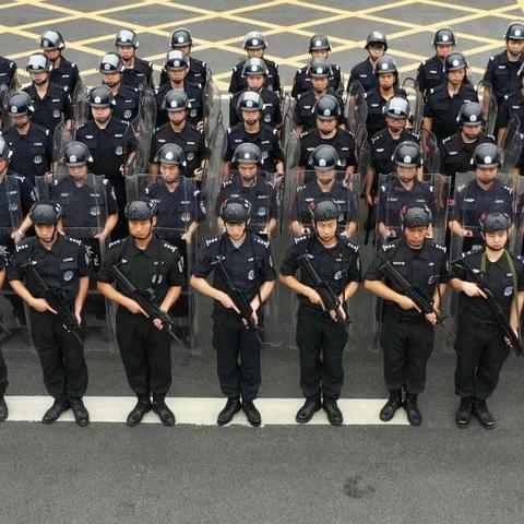 雷霆战机集结：独家兑换码大揭秘！2025最新汇总来袭