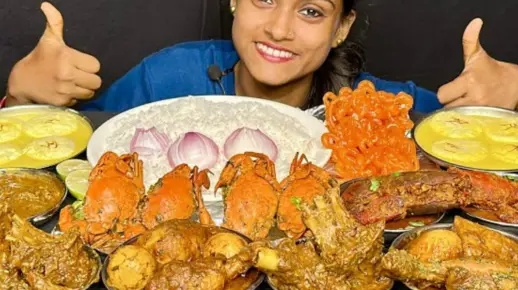 手搓印度美食挑战快餐巨头，《Dosa Divas》预告片抢先看