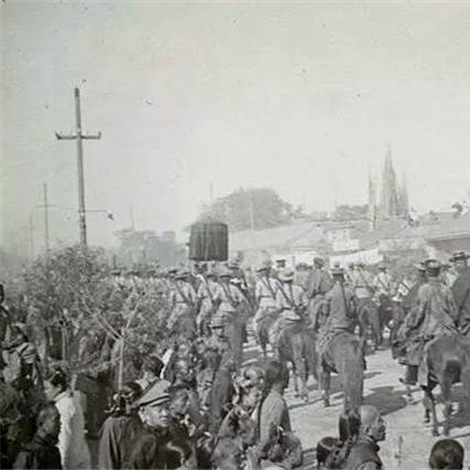 《完蛋！美女环绕2》主题曲MV 老婆团美艳惊心