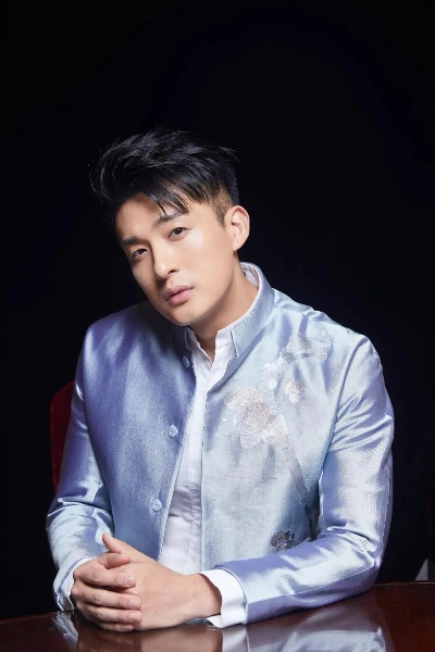 孙艺洲《苍茫天涯》首映礼开麦献声，全场“震撼”炸裂！