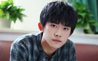 易烊千玺：17岁奥斯卡，24岁戛纳，华语男演员最年轻纪录！