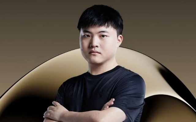Uzi荣登《英雄联盟》名人堂：与Faker齐名的AD神将
