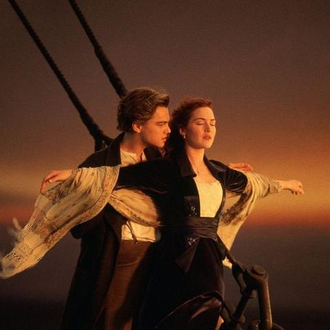 《泰坦尼克号逃生挑战：真实模拟体验》