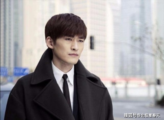 《张翰40岁逆龄出演高中生，正道非盗剧引热议》