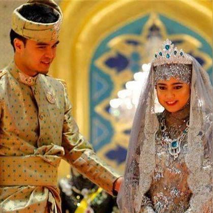 《苏丹游戏那由多金色装备速获攻略，独家秘籍大公开！》