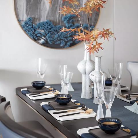 《先黑后攻！《虚实万象》独特玩法揭秘》