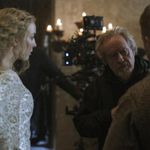 2025年变态手游排行：揭秘热门变态游戏平台大盘点