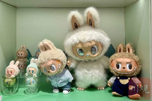Labubu盲盒狂炒：99元变3000元，揭秘二手市场热浪！
