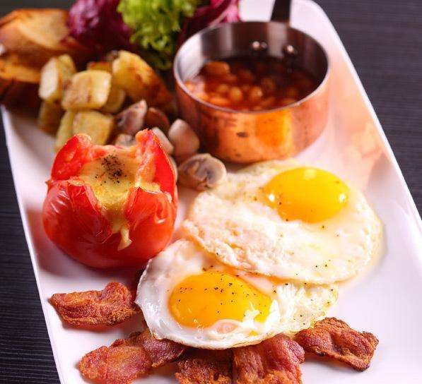 美食逆袭！流量博主力挽狂澜，拯救濒危餐厅