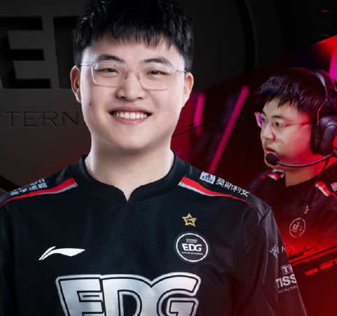 Uzi卡莎皮肤惊艳亮相！1786元抢购限定名人堂风采