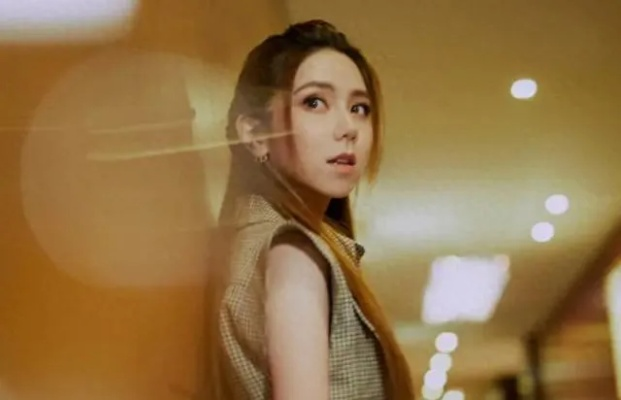 邓紫棋版税争议引众星声援，版权之战升级！