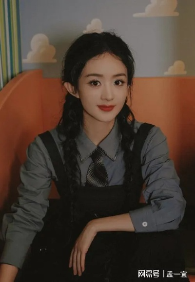 章子怡赞赵丽颖新角色帅，赵丽颖回应引热议