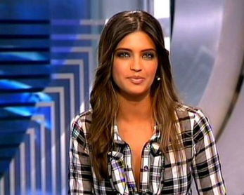 华裔女强人郭如意：30岁超越霉霉，全球最年轻女富豪诞生！