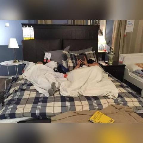 相亲囧事！女生AA制拒绝穿抹胸，海底捞尴尬瞬间曝光