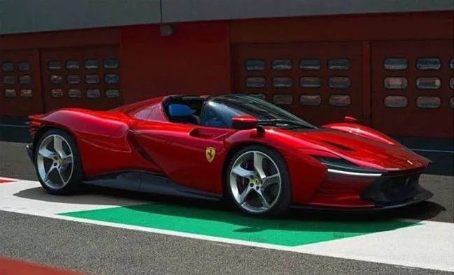 法拉利电动车再延期，第二款车型开发受阻！