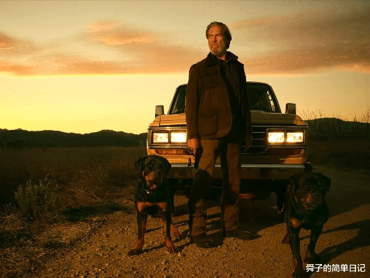 《三男一狗》任务重压！麦克演员连续8小时高强度工作幕后揭秘