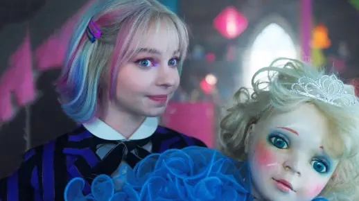 《星期三》第二季回归！暗黑萝莉与小狼女强势归来！